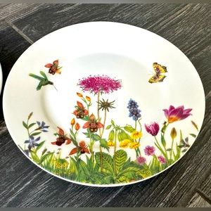Fine China Floral Spring Summer Butterfly Print Plates Set of 2